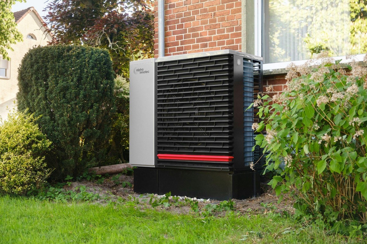 Residential unit for heat pump installation in California