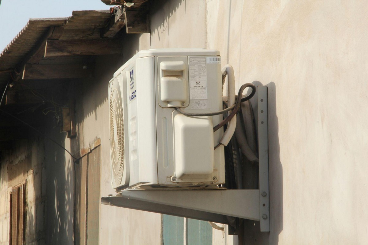 Outdoor unit needing mini split repair in California