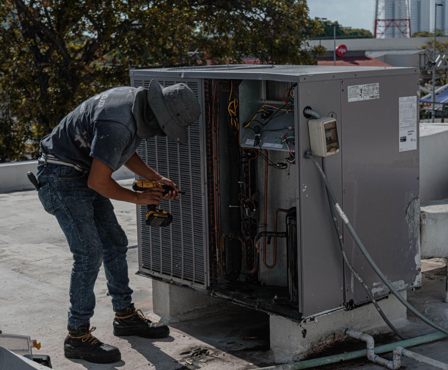 Installing a new furnace air filter